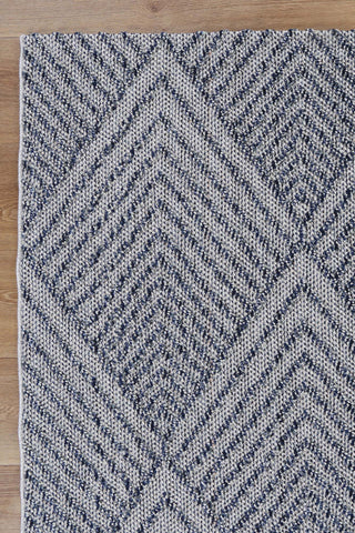 Yumi Naka Charcoal Geometric Flatweave Rug