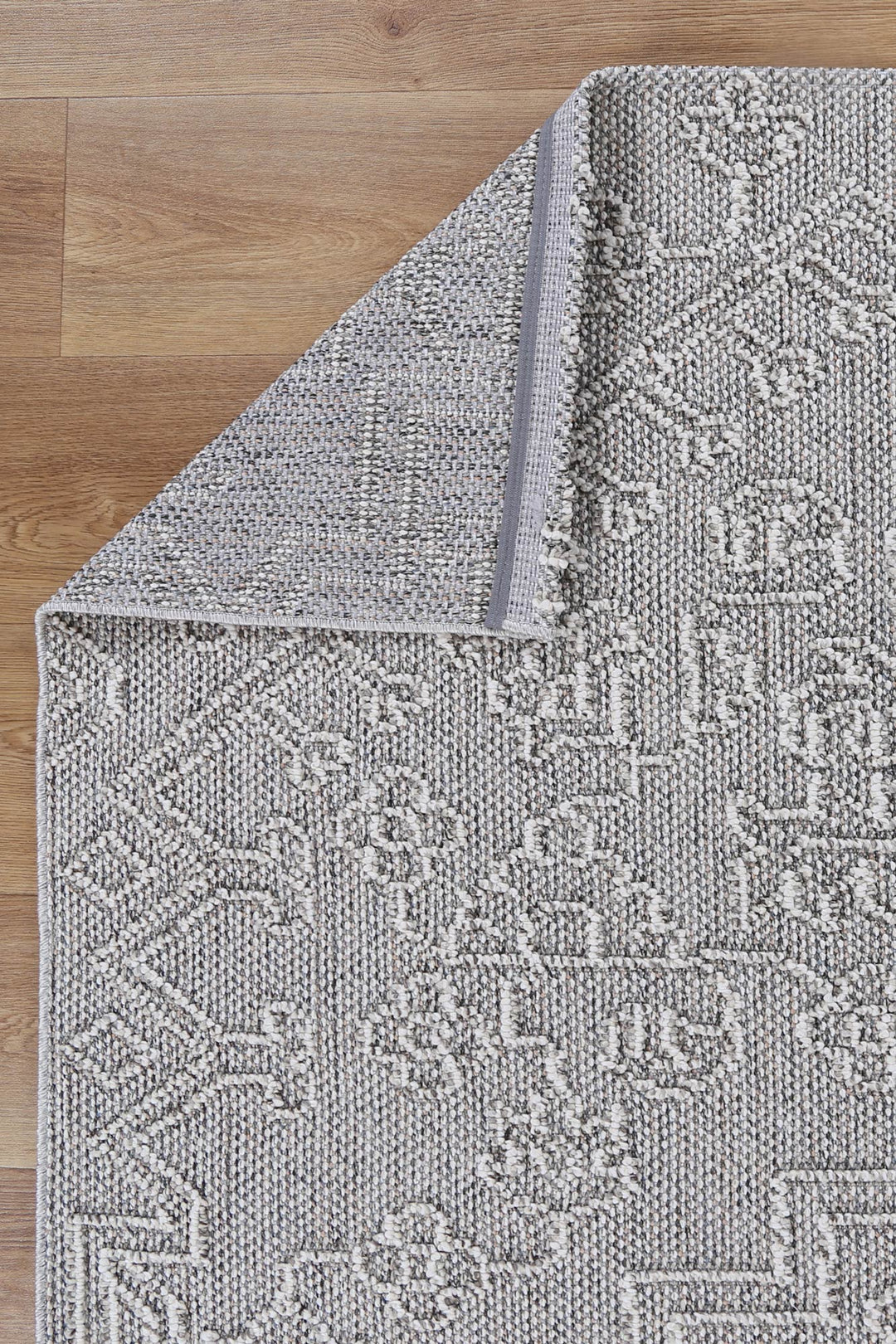 Yumi Nori Grey Tribal Flatweave Rug