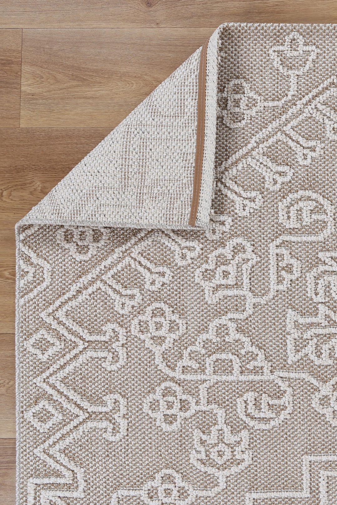 Yumi Waita Beige Tribal Flatweave Rug