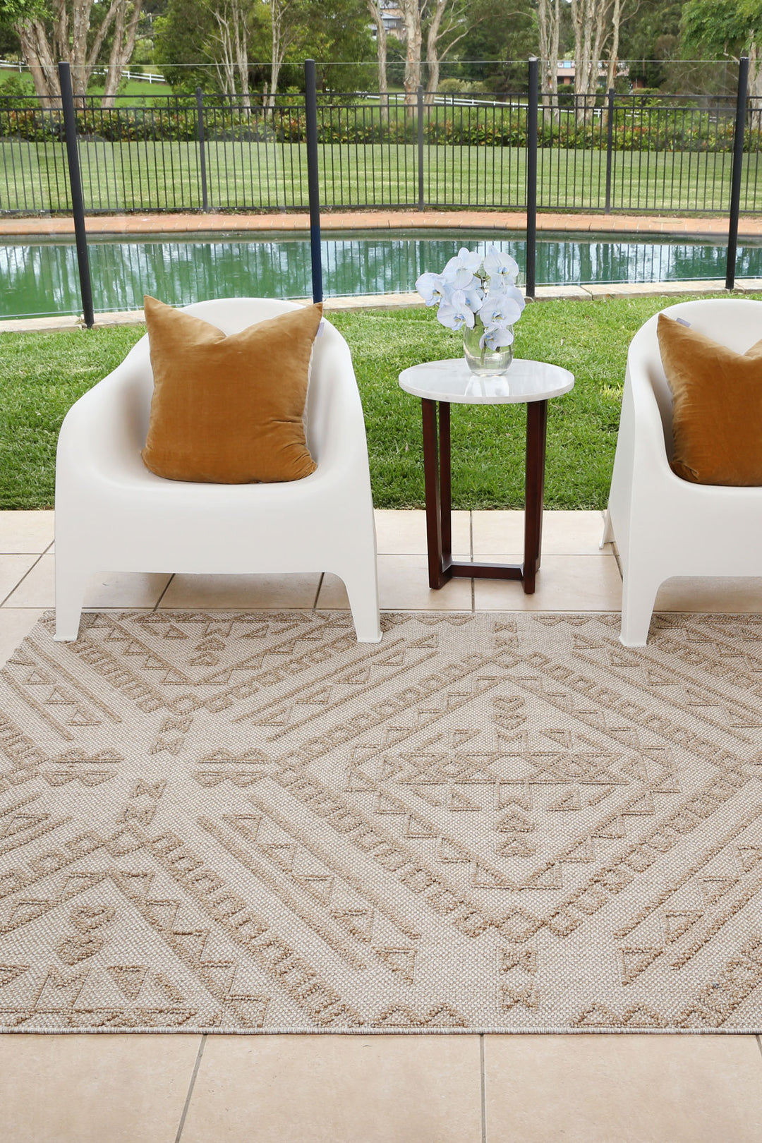 Yumi Kilifa Beige Tribal Flatweave Rug