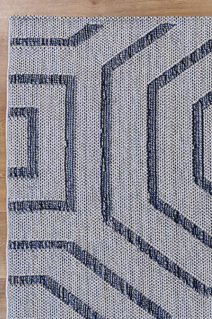 Yumi Hale Charcoal Geometric Flatweave Rug