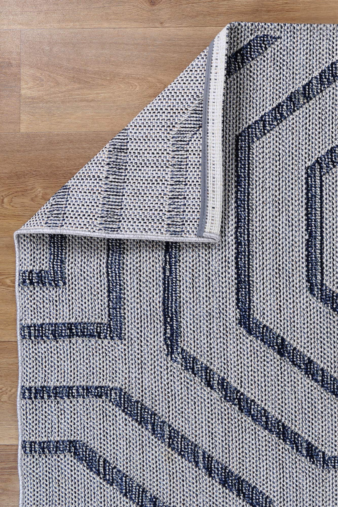 Yumi Hale Charcoal Geometric Flatweave Rug