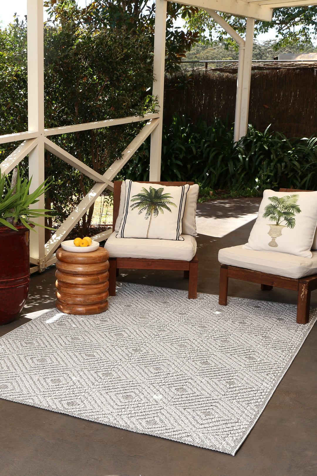 Yumi Fugui Grey Geometric Flatweave Rug